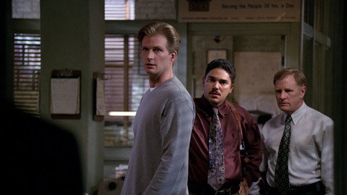 NYPD Blue - S6E22: Safe Home