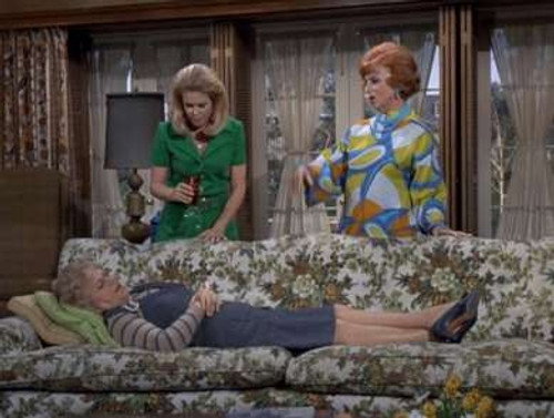 Bewitched - S6E18: Samantha's Secret is Discovered