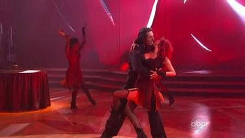 Dancing with the Stars - S9E19: Episode 909A