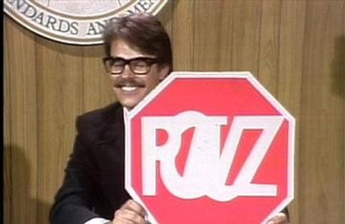 Saturday Night Live - S1E18: Raquel Welch with Phoebe Snow and John Sebastian