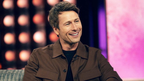 The Kelly Clarkson Show - S5E145: Glen Powell, Ally Maki