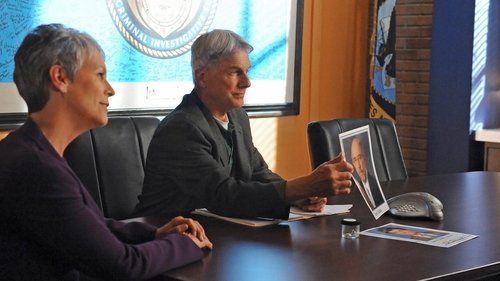 NCIS - S9E23: Up in Smoke