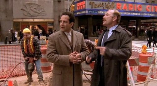 Monk - S3E1: Mr. Monk Takes Manhattan