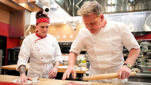 Hell's Kitchen - S22E9: More Bang for Your Buck