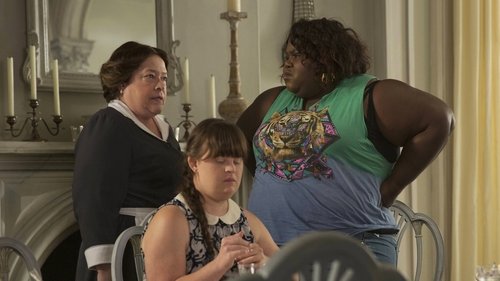 American Horror Story - S3E3: The Replacements