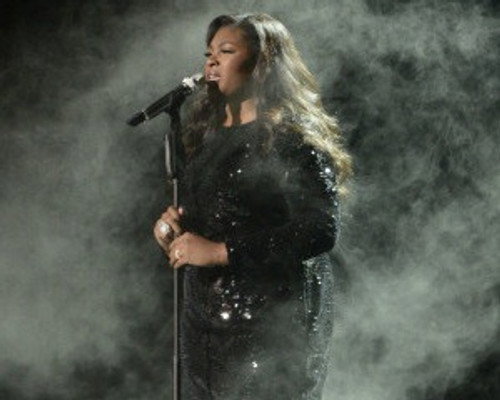 American Idol - S12E36: Two Finalists Compete