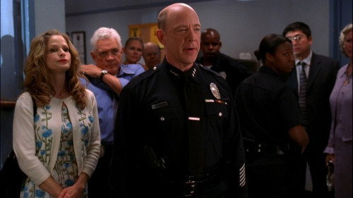 The Closer - S3E3: Saving Face