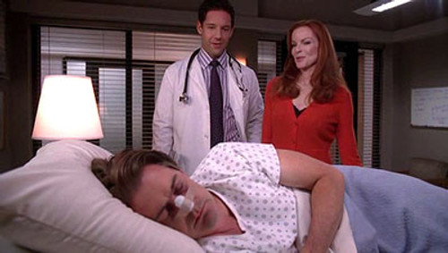 Desperate Housewives - S5E9: Me and My Town