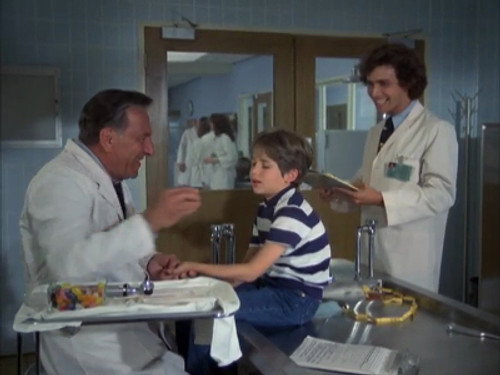 Quincy, M.E. - S4E3: A Test for the Living