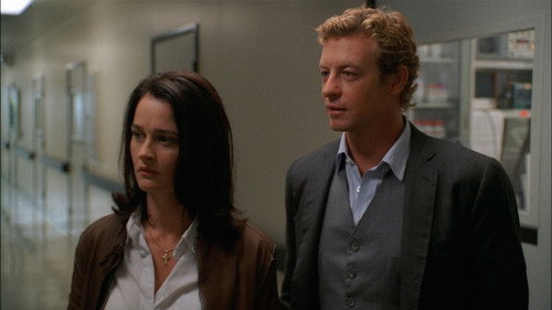 The Mentalist - S1E10: Red Brick and Ivy