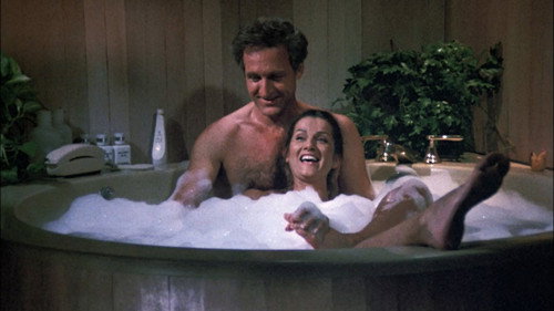 Hill Street Blues - S5E4: Fowl Play