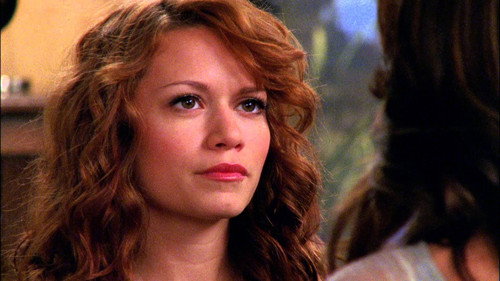 One Tree Hill - S7E10: You Are a Runner and I Am My Father's Son