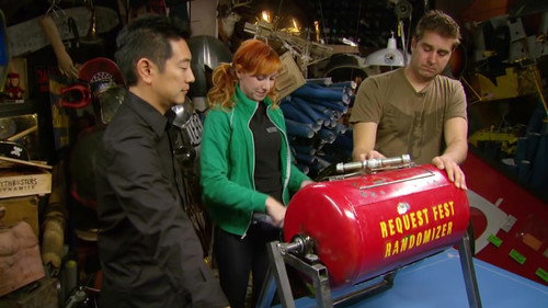 MythBusters - S8E17: Mini Myth Madness