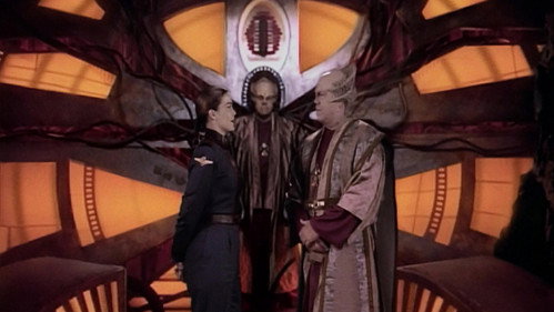 Babylon 5 - S3E5: Voices of Authority