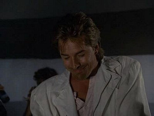 Miami Vice - S2E21: Trust Fund Pirates