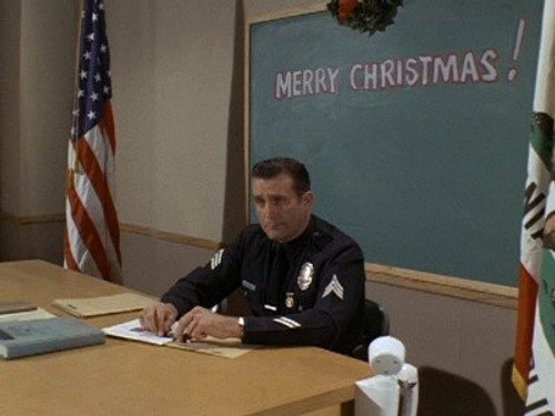 Adam-12 - S3E11: Log 096: Pilgrimage