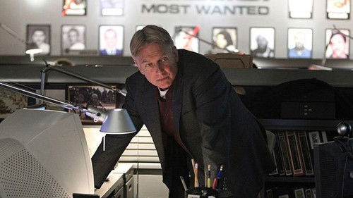 NCIS - S12E7: The Searchers