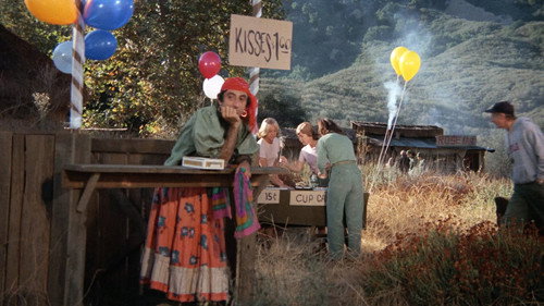 M*A*S*H - S3E16: Bulletin Board