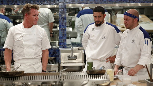 Hell's Kitchen - S15E2: 17 Chefs Compete
