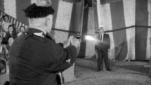 Perry Mason - S4E7: The Case of the Clumsy Clown