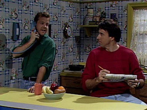 Saturday Night Live - S17E5: Kiefer Sutherland/Skid Row