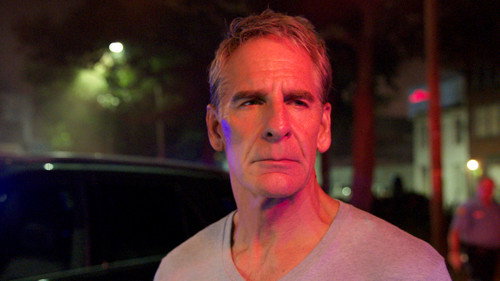 NCIS: New Orleans - S4E2: #1 Fan