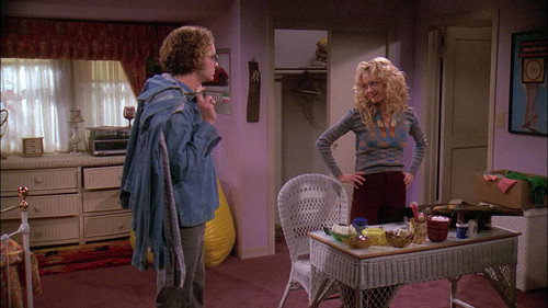 That '70s Show - S2E11: Laurie Moves Out