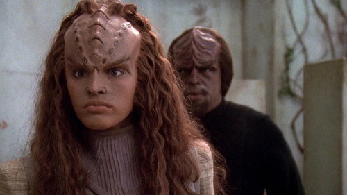Star Trek: The Next Generation - S6E17: Birthright (2)