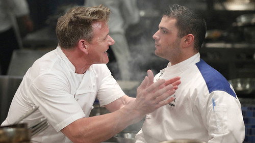 Hell's Kitchen - S15E6: 12 Chefs Compete