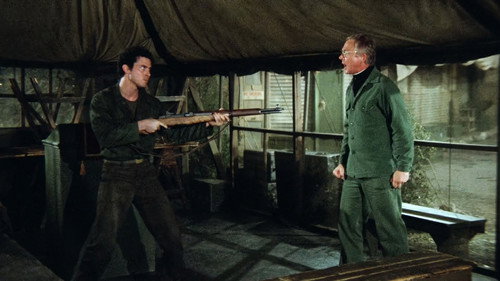 M*A*S*H - S10E13: A Holy Mess