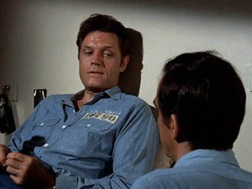 Hawaii Five-O - S1E9: The Ways Of Love
