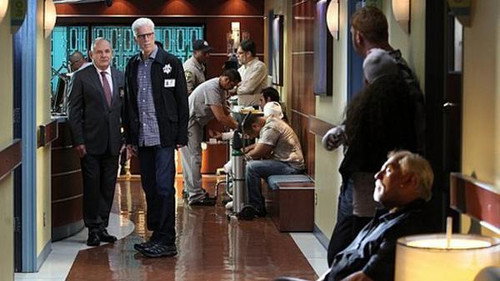 CSI: Crime Scene Investigation - S14E3: Torch Song