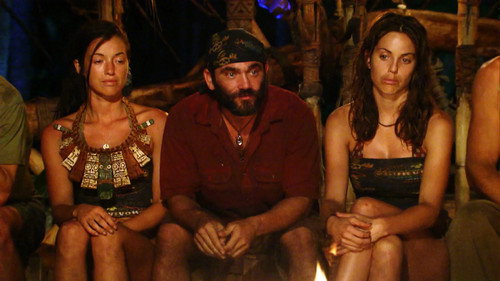Survivor - S20E12: A Sinking Ship