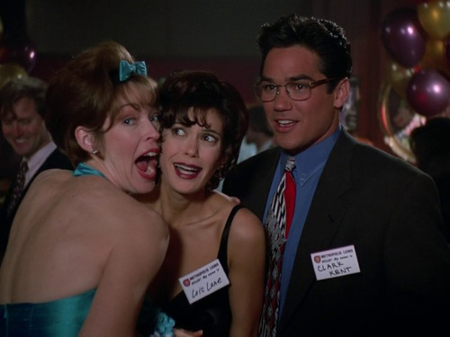 Lois & Clark: The New Adventures of Superman - S3E20: It's a Small World After All