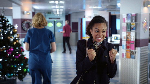 Holby City - S19E9: Glass Houses