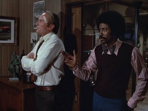 Ironside - S7E4: Fragile Is the House of Cards