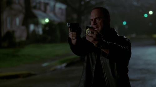 Law & Order: Special Victims Unit - S8E16: Philadelphia