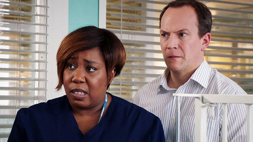 Holby City - S19E34: Twist of the Knife