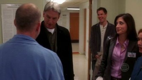 NCIS - S2E19: Conspiracy Theory