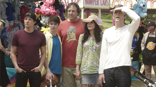 Weeds - S6E7: Pinwheels and Whirligigs