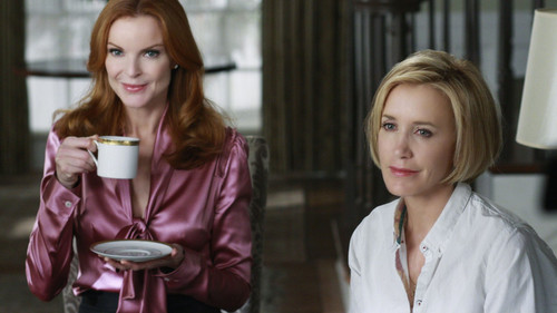 Desperate Housewives - S6E1: Nice Is Different than Good