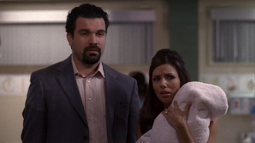 Desperate Housewives - S2E18: Everybody Says Don't