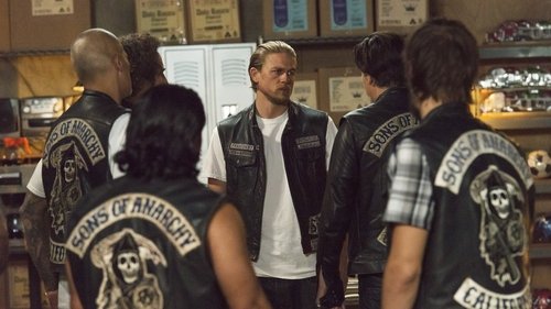 Sons of Anarchy - S7E11: Suits of Woe