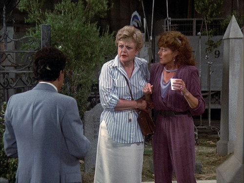 Murder, She Wrote - S1E4: Hooray for Homicide
