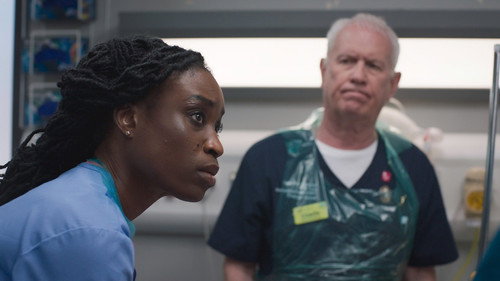 Casualty - S39E2: Aftershock