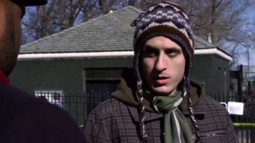 Law & Order - S19E16: Take-Out