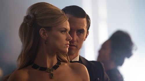 Gotham - S1E20: Under the Knife