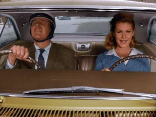 Bewitched - S1E26: Driving Is the Only Way to Fly