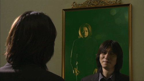 Kamen Rider - S11E41: Light and Darkness