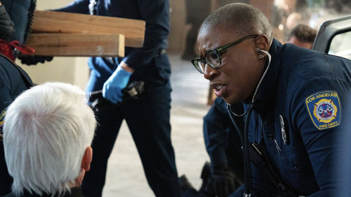 9-1-1 - S6E15: Death and Taxes